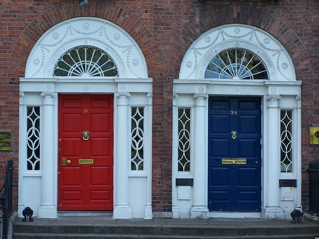 door-front-door-entrance-old-door