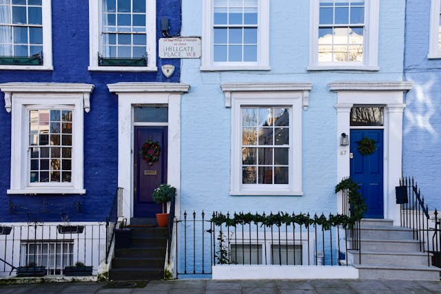colorful-facades-in-notting-hill-london
